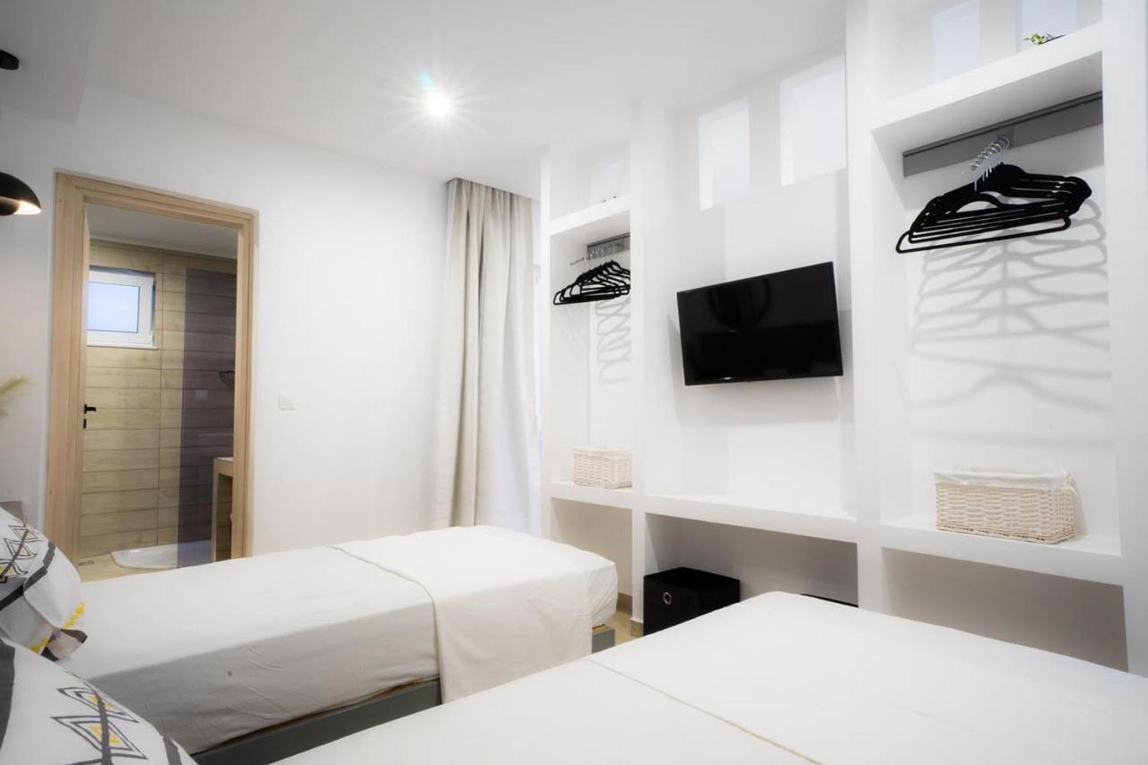 Mousikorama Apartments Фалираки Экстерьер фото